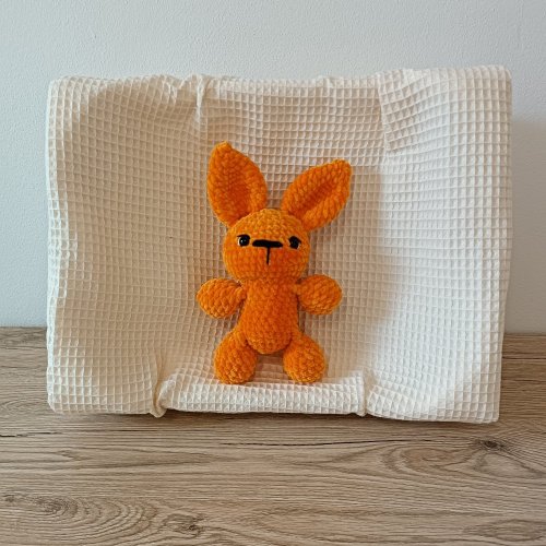 Králík - Barva: Hnědá