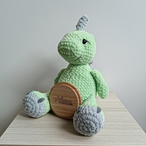 Dinosaurus - Barva: Světle zelená s tmavě šedou